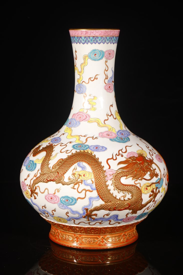 A Rare Enamel Auspicious Cloud and Dragon Pattern Vase - 6