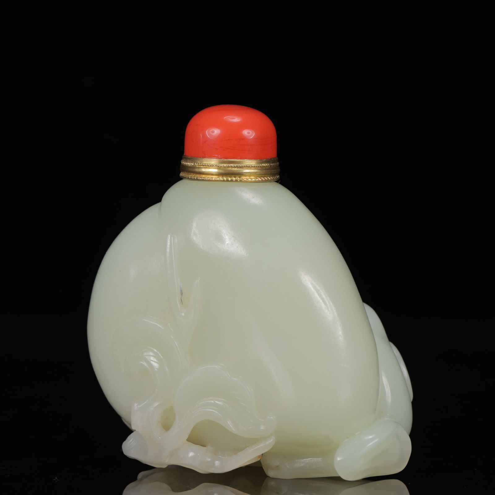 An Exquisite White Jade Peach Pattern Snuff Bottle - 5