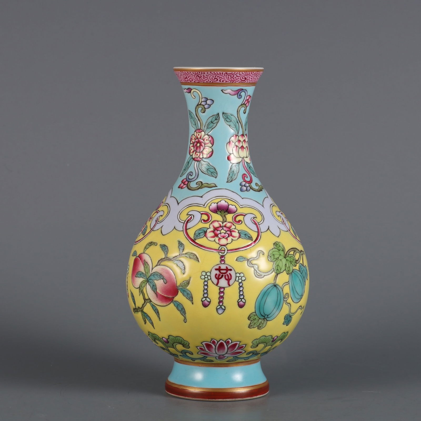 An Exquisite Enamel Flower and Fruit Pattern Vase (1 of 9)