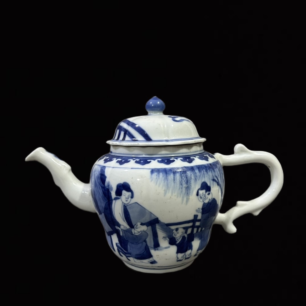 An Exquisite Blue and White Character and Story Pattern Pot: An Exquisite Blue and White Character and Story Pattern Pot,Qing Dynasty,China,Guangxu Six-character Mark,Size:8.5inx5.9in