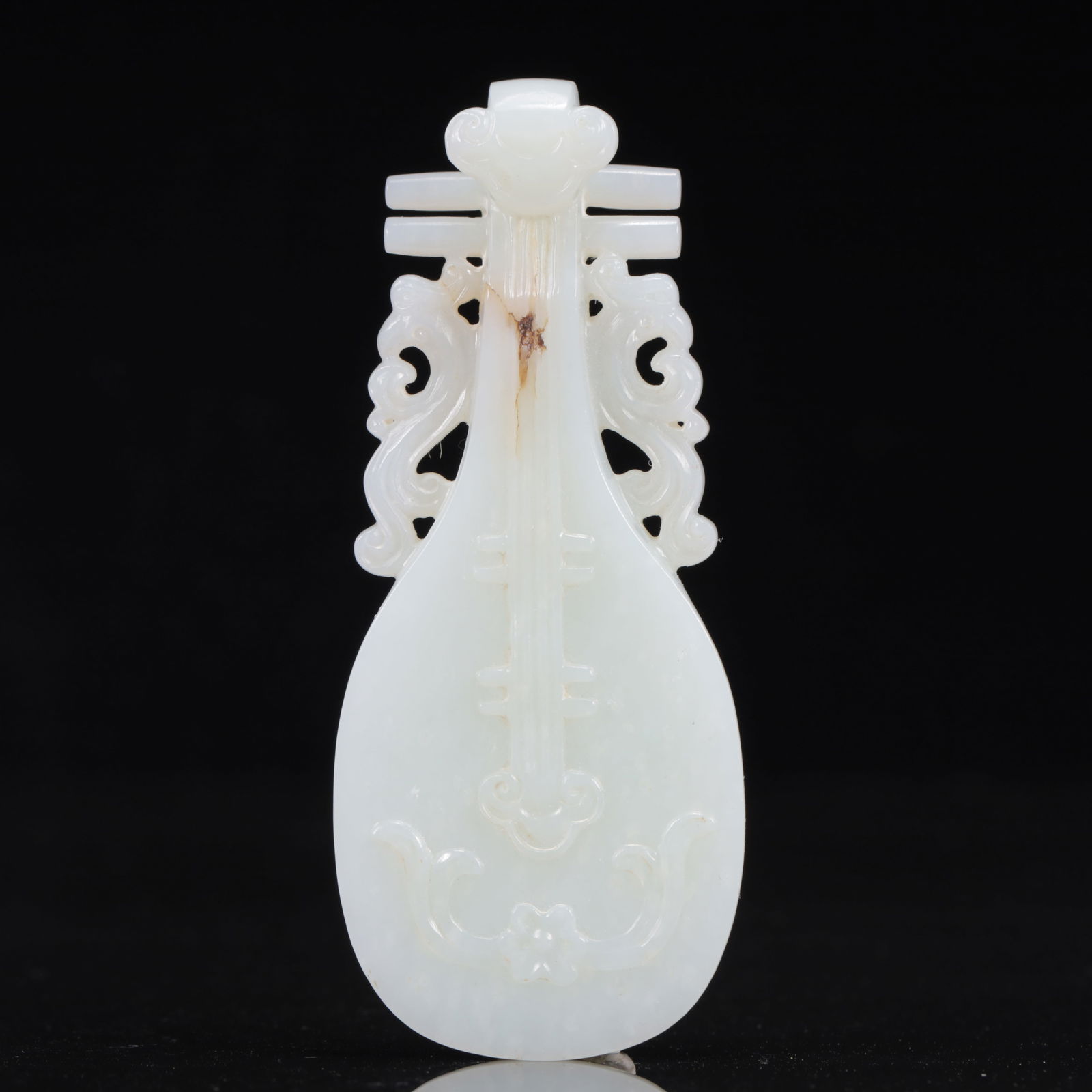 An Exquisite White Jade Qin-Shaped Pendant: An Exquisite White Jade Qin-Shaped Pendant,Qing Dynasty, China,Size:2.4inx0.6inx3.9in,Weight:149g 白玉琴形挂件,中国清代
