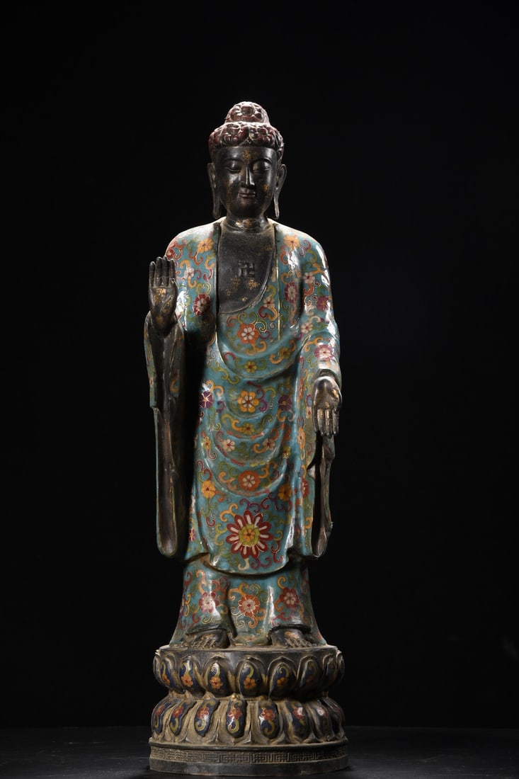 A Solemn Cloisonne Lotus Pattern Statue of Sakyamuni: A Solemn Cloisonne Lotus Pattern Statue of Sakyamuni,Qing Dynasty,China,Size:23.6inx7.1in,Weight:7.9kg 