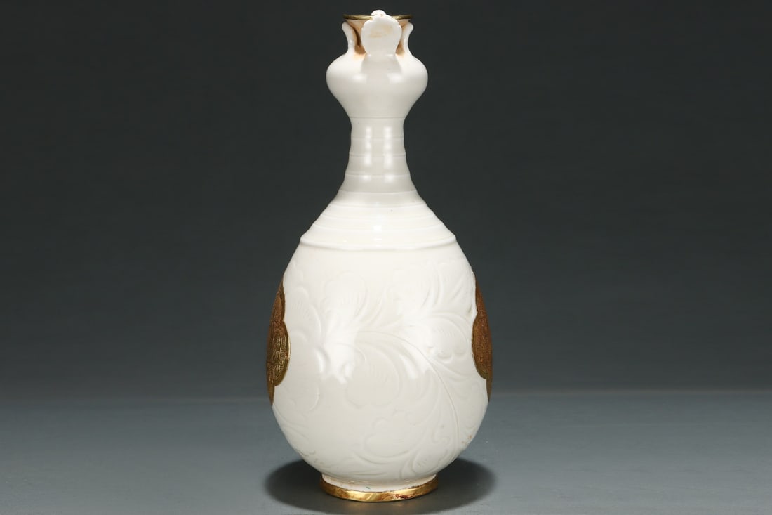 An Exquisite Ding yao White Glazed Phoenix Pattern Vase - 4