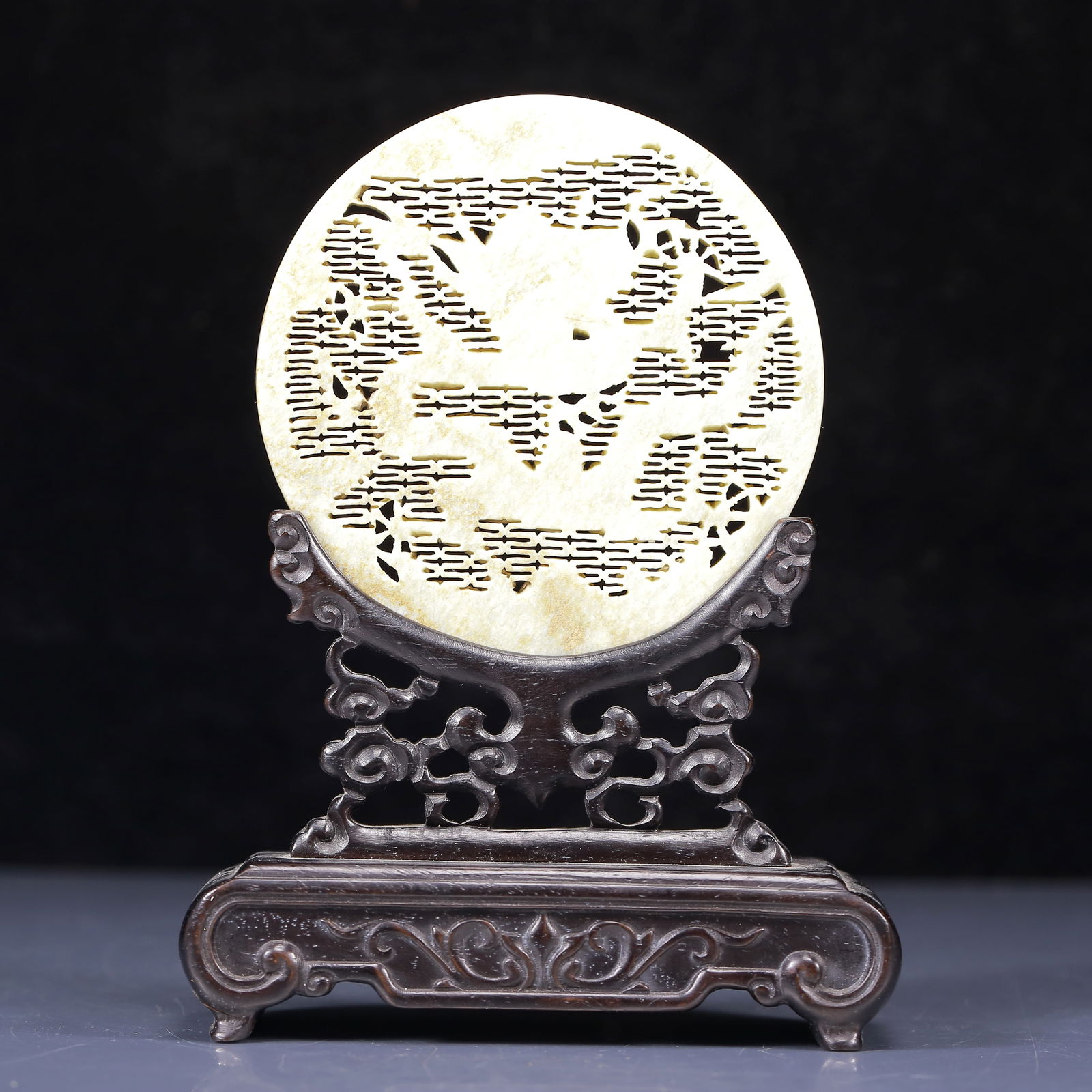 An Exquisite White Jade Dragon Pattern Table Screen - 5