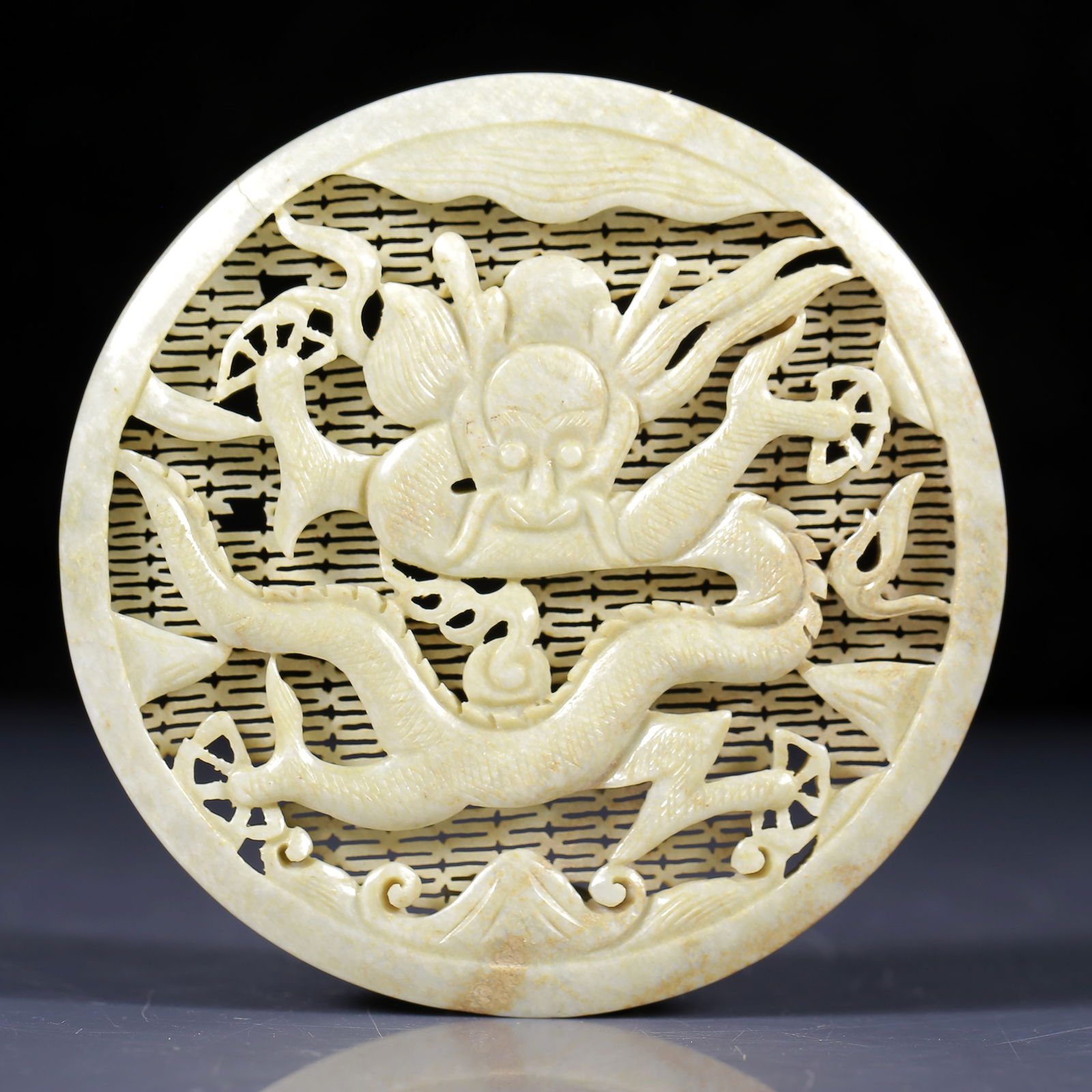 An Exquisite White Jade Dragon Pattern Table Screen - 6