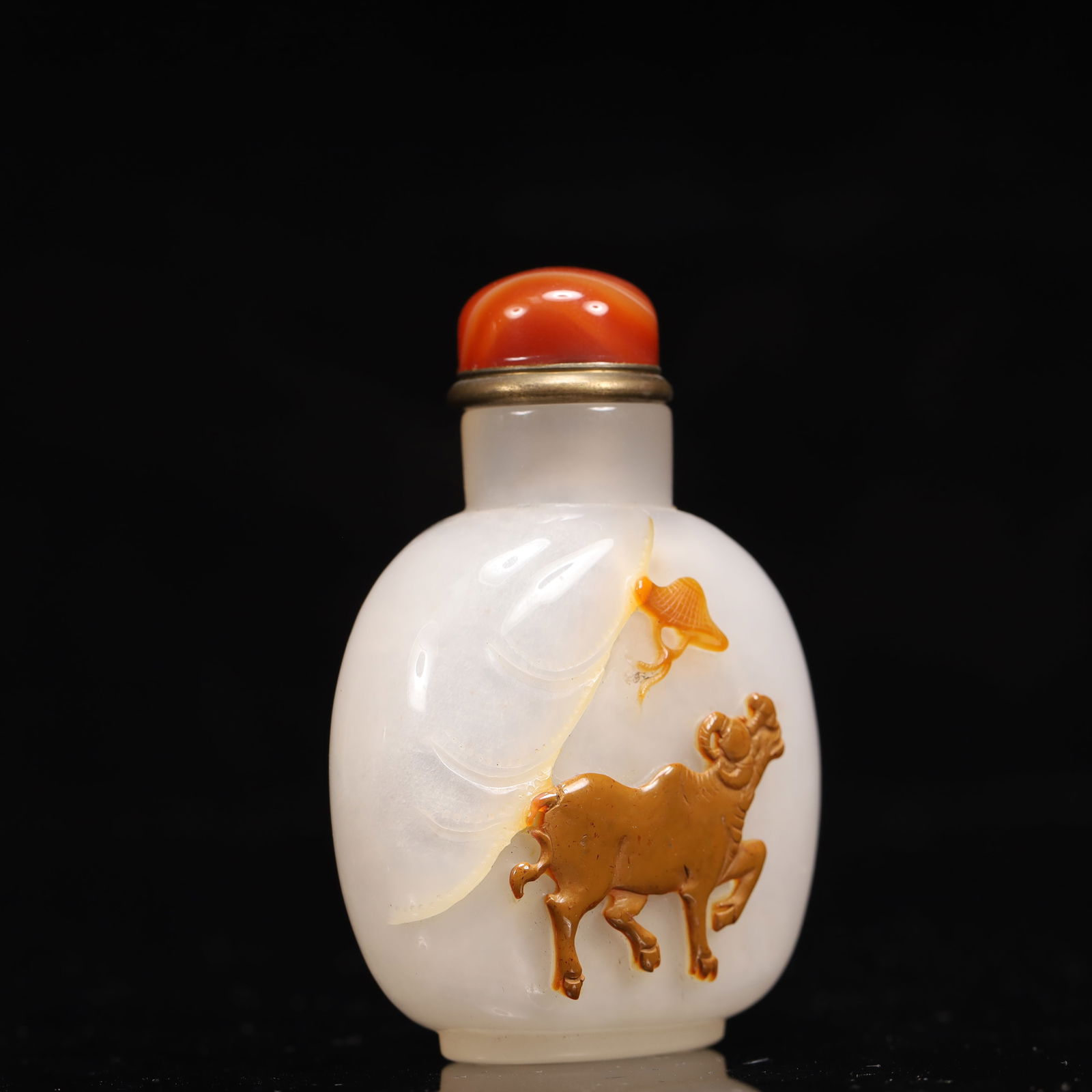 An Exquisite Agate Buffalo Pattern Snuff Bottle - 3