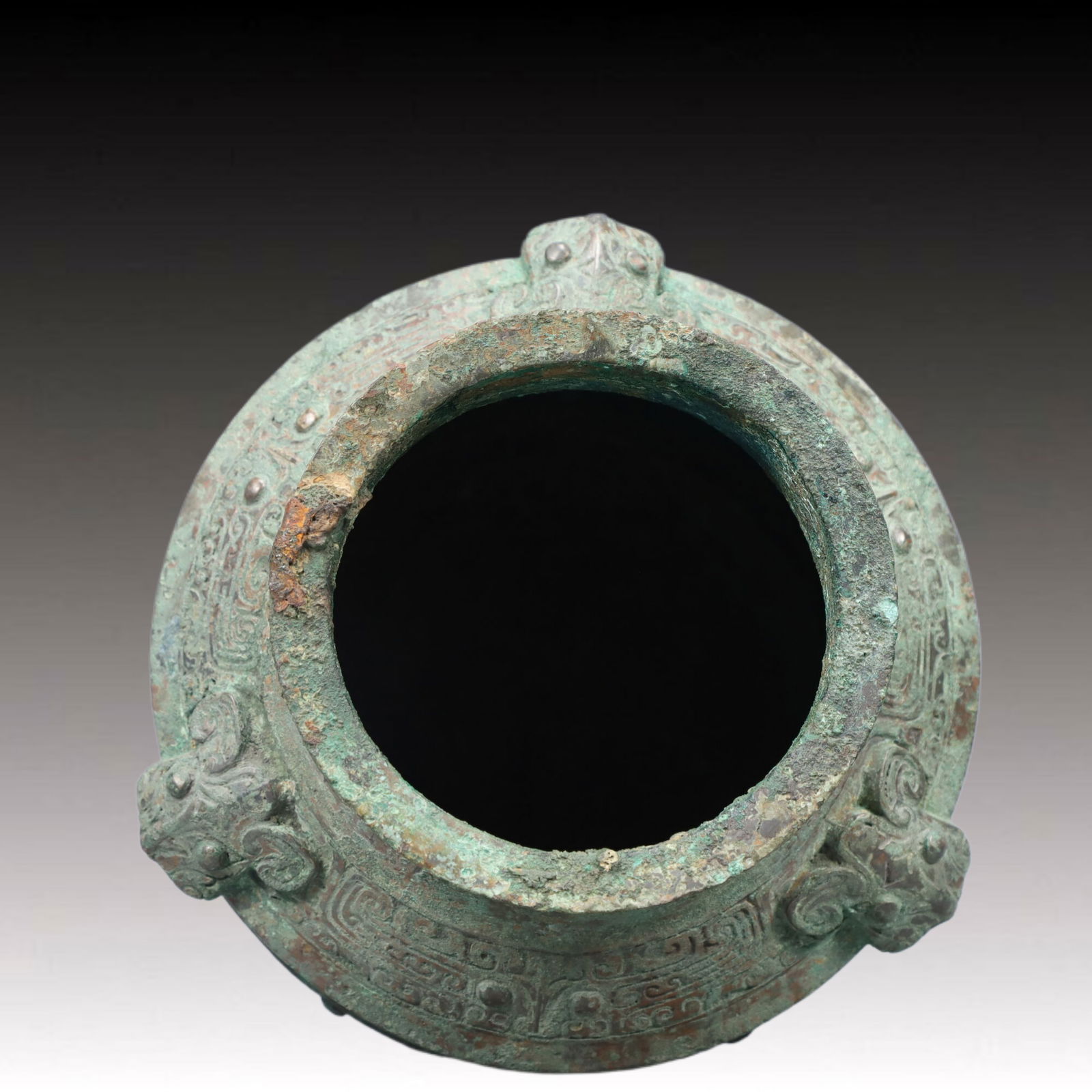 A Rare Bronze Beast-Face Pattern Vase - 10