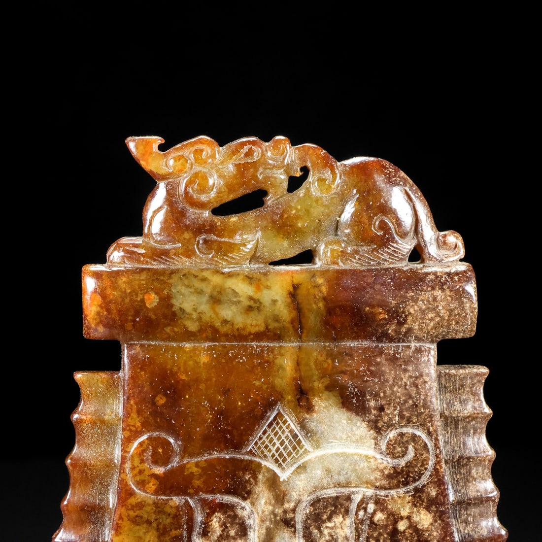 An Exquisite Archaic Jade Beast Pattern Axe - 7