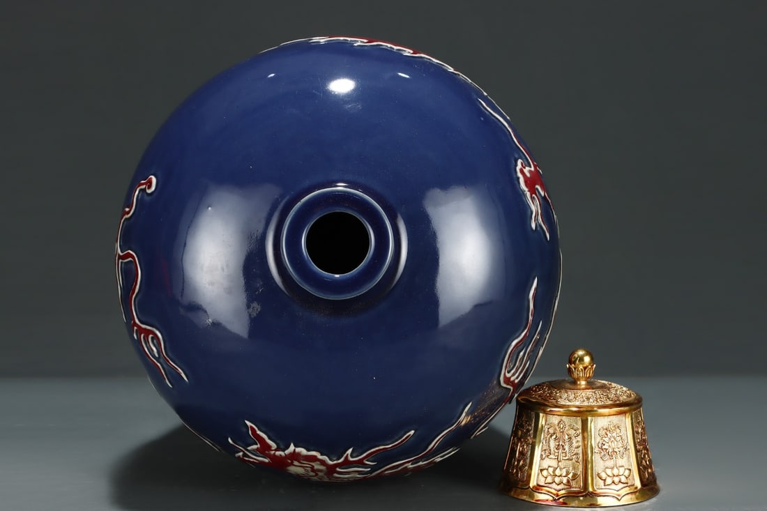 A Huge Ji Blue Glazed Dragon Pattern Bottle - 7