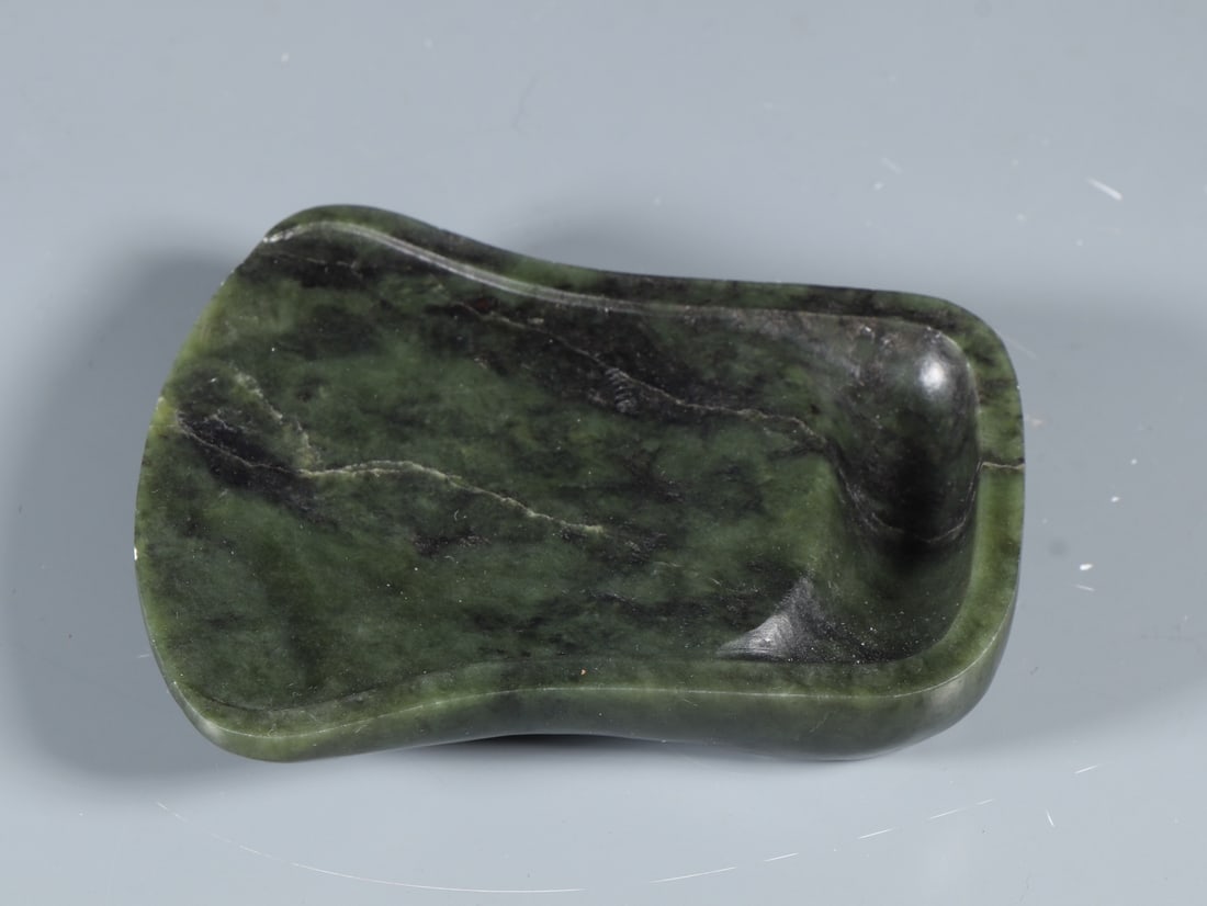 An Exquisite Jasper Ornament - 4