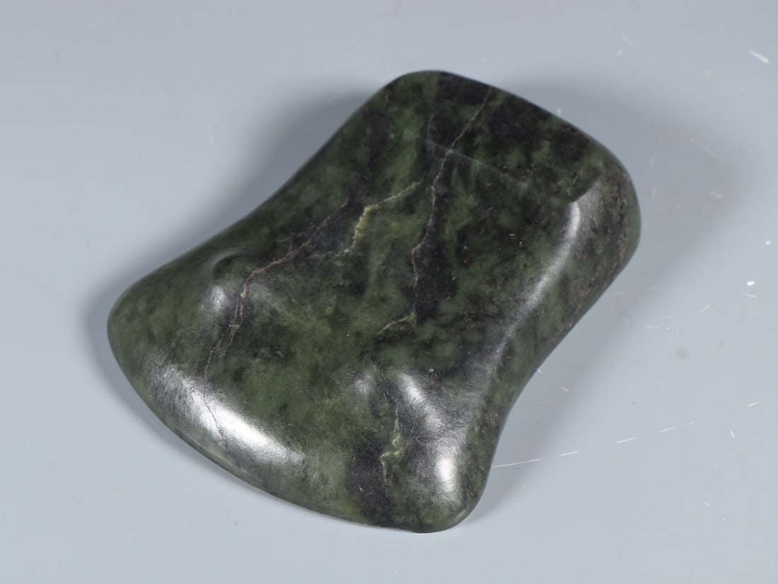 An Exquisite Jasper Ornament - 8