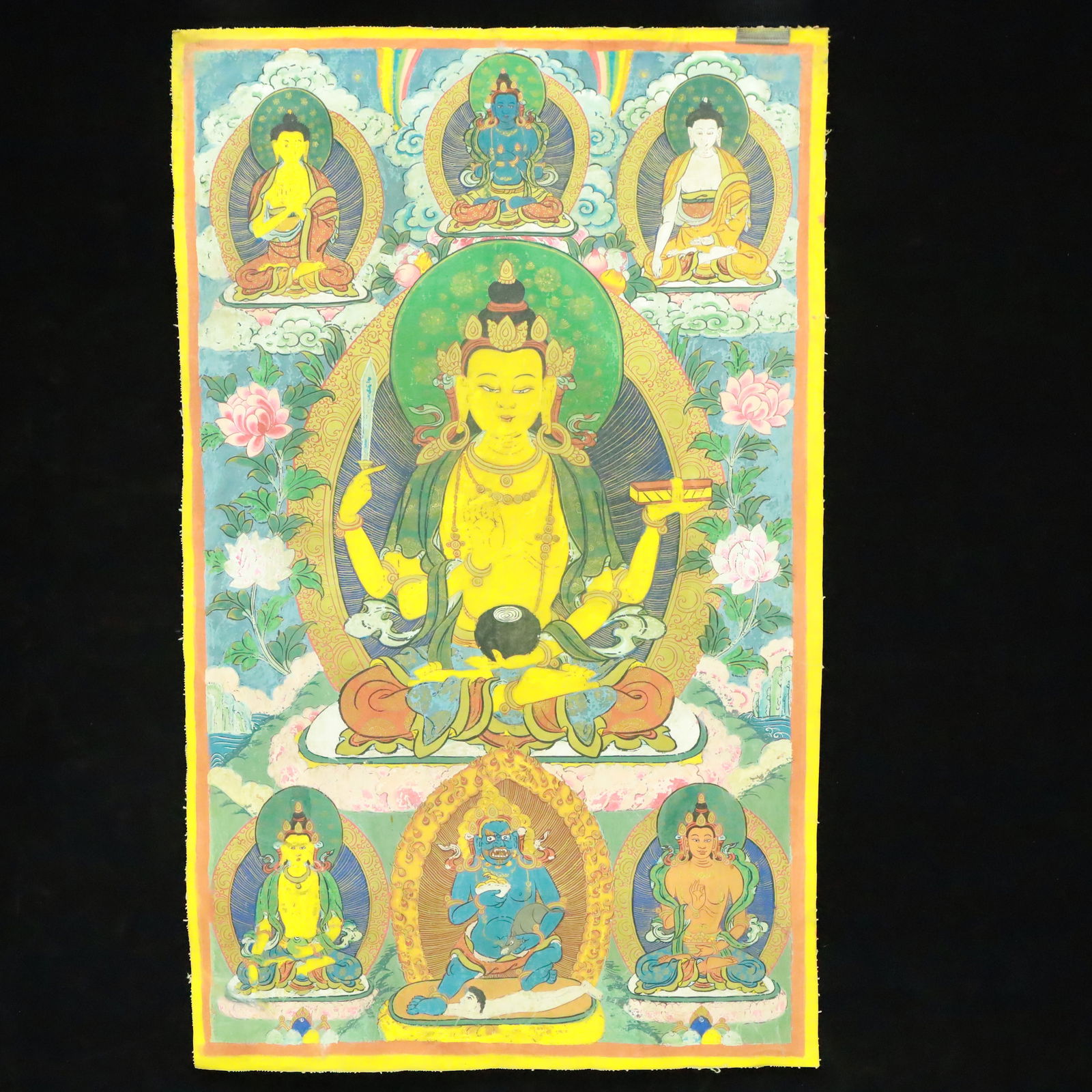 A Rare Brocade Painted Color Statue of Amitayus Tangka: A Rare Brocade Painted Color Statue of Amitayus Tangka,Qing Dynasty, China,Size:20.1inx32.7in 