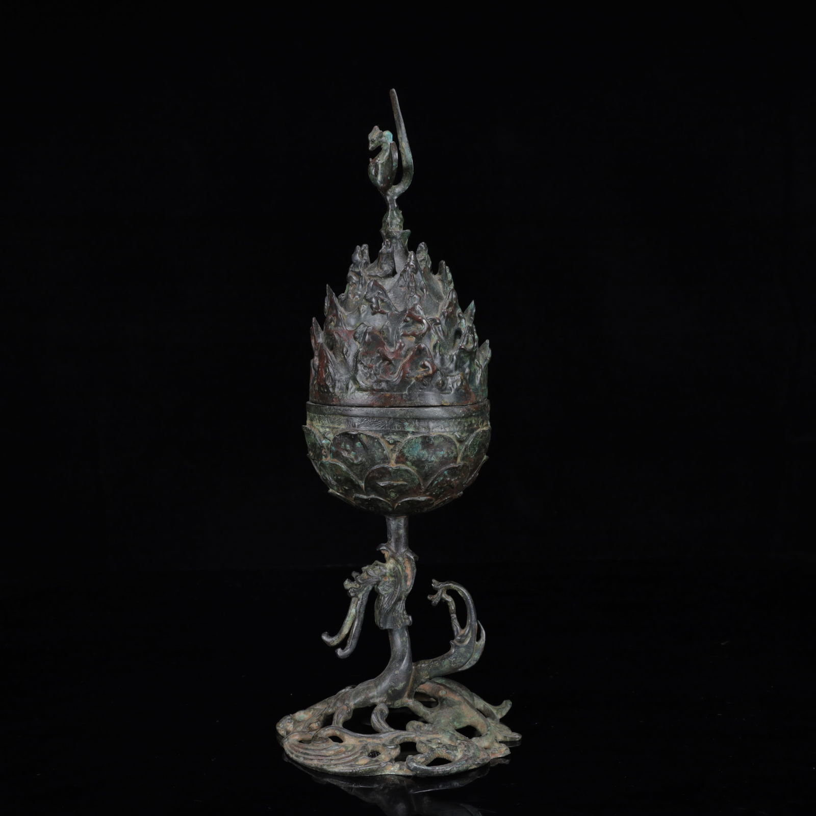 An Archaic Bronze Dragon Phoenix Censer: An Archaic Bronze Dragon Phoenix Censer,the Warring States Period in China,Size:4.3inx11.8in,Weight:150g 