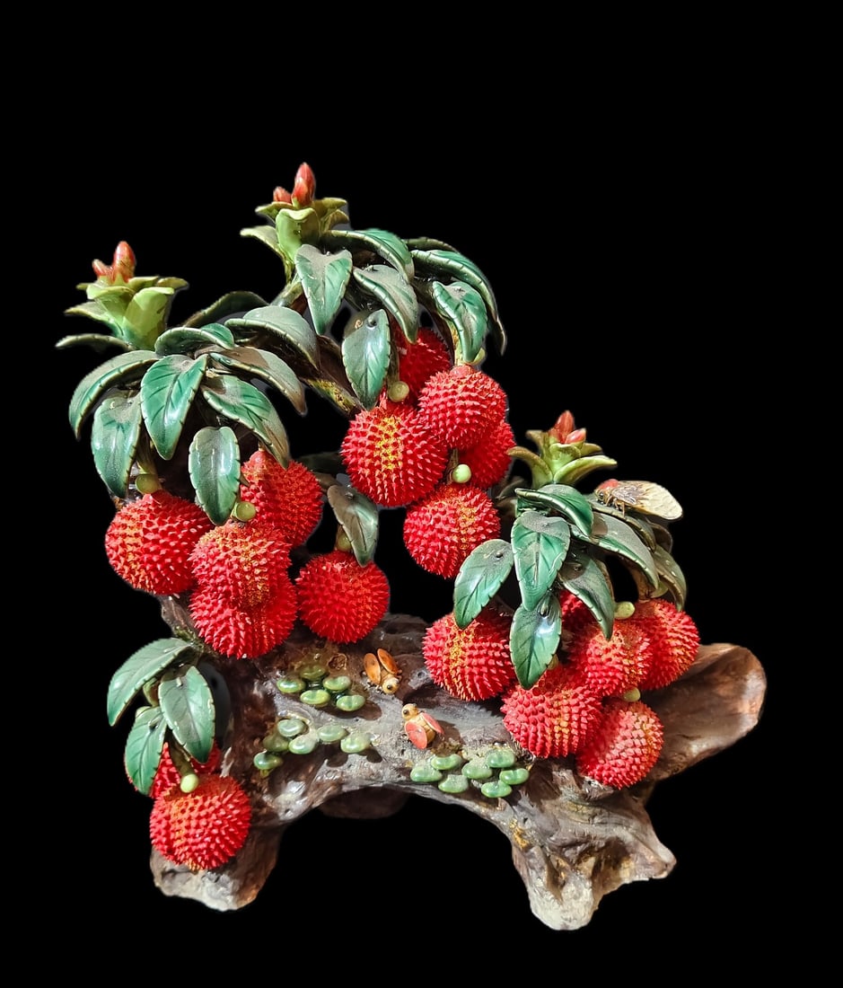 A Huge Shiwan yao Litchi Ornament: A Huge Shiwan yao Litchi Ornament,Qing Dynasty, China,Size:15.7inx5.9inx15.4in 石湾窑荔枝摆件,中国清代