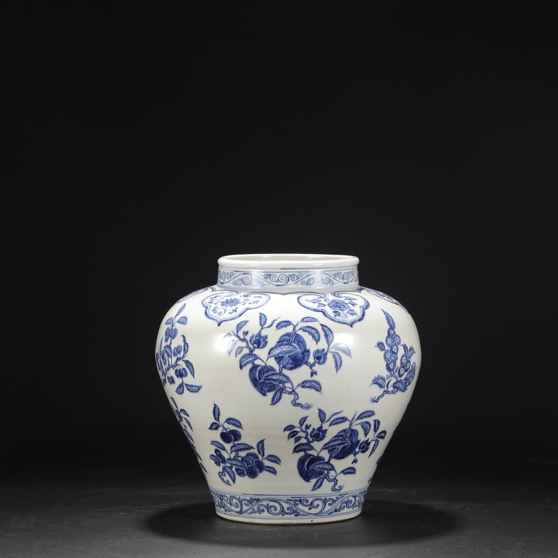 An Exquisite Blue and White Flower and Fruit Pattern Jar - 2