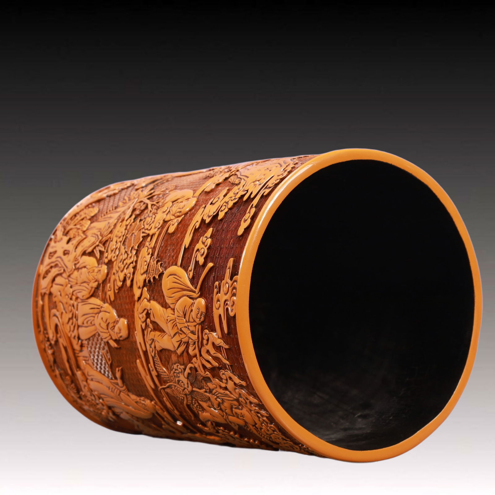 A Rare Yellow Lacquer Arhat Pattern Brush Pot - 9