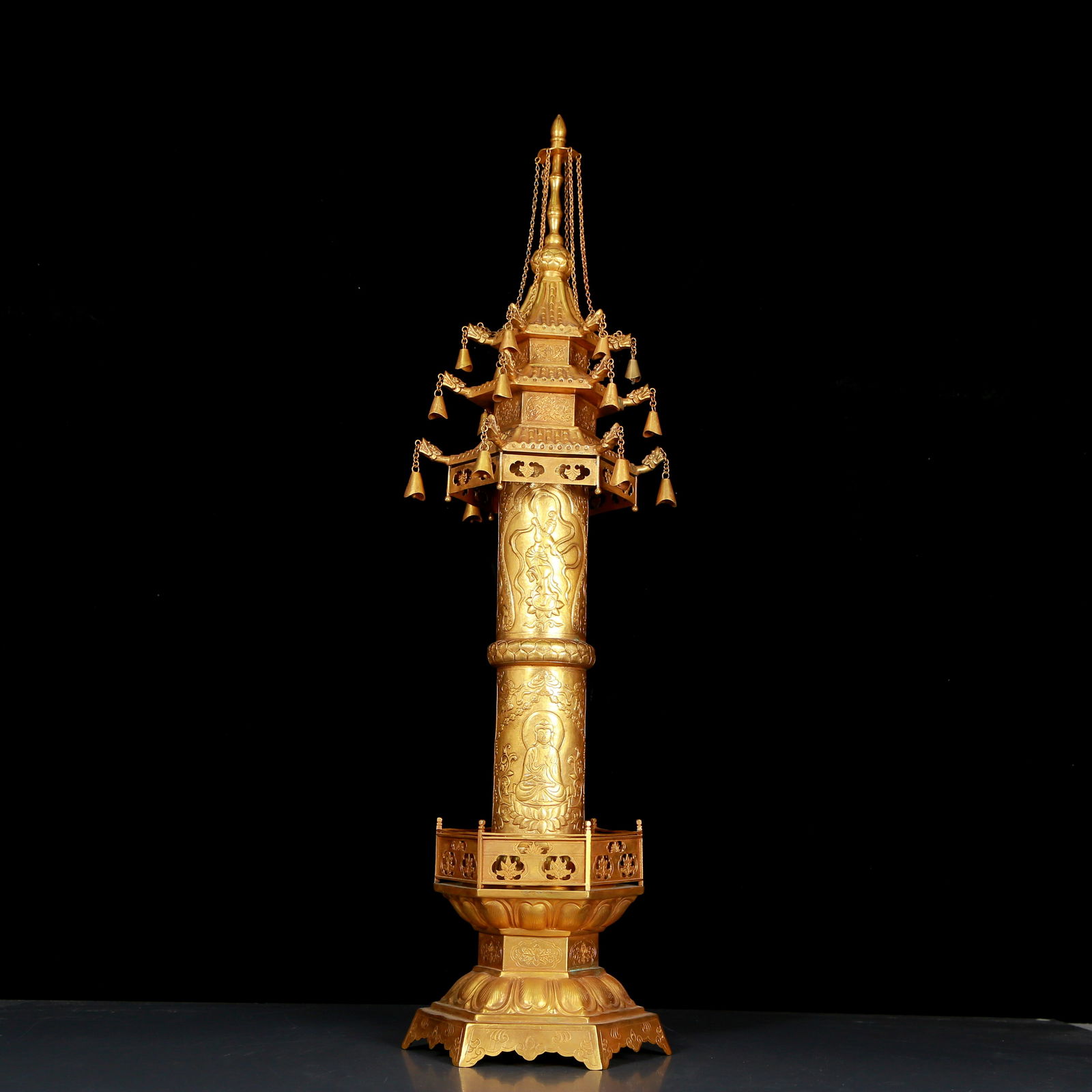A Huge Gilt Bronze Sakyamuni Image Pagoda: A Huge Gilt Bronze Sakyamuni Image Pagoda,Qing Dynasty, China ,Size:7.9inx29.5in ,Weight:4215g 