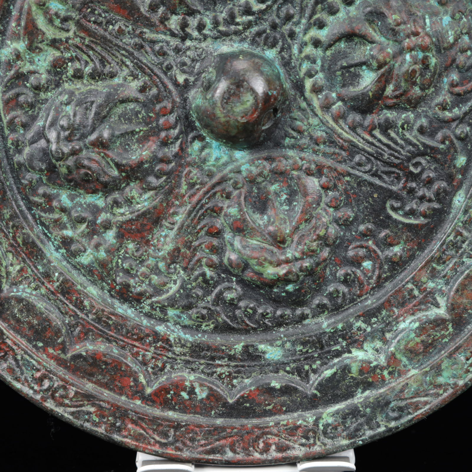 An Archaic Bronze Beast-Face Pattern Round Mirror - 5