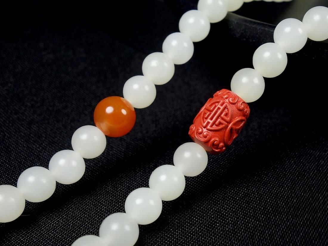 An Exquisite White Jade Bracelets - 5