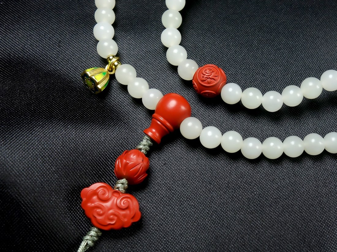 An Exquisite White Jade Bracelets - 6