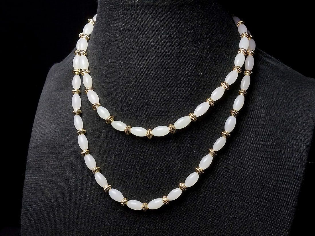 An Exquisite White Jade Bracelets - 8