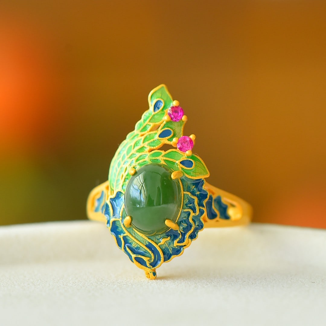 An Exquisite Sterling Silver-Gold Plated Inlaid Jasper Enamel Ring: An Exquisite Sterling Silver-Gold Plated Inlaid Jasper Enamel Ring,Size:0.3inx0.4in 纯银镀金镶碧玉珐琅戒指