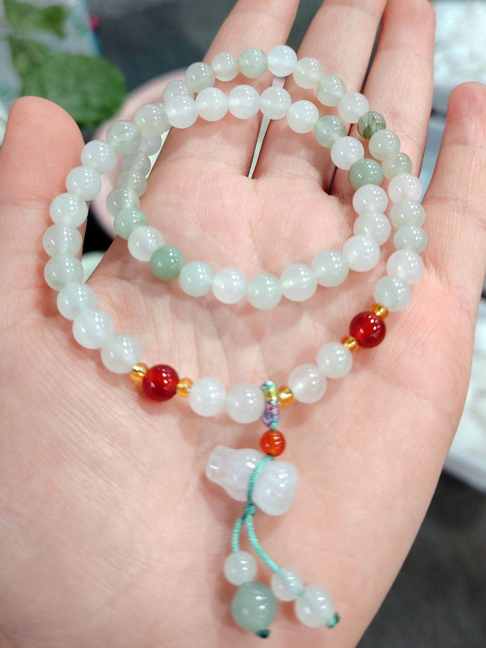 An Exquisite Jadeite Jade Bracelets - 2