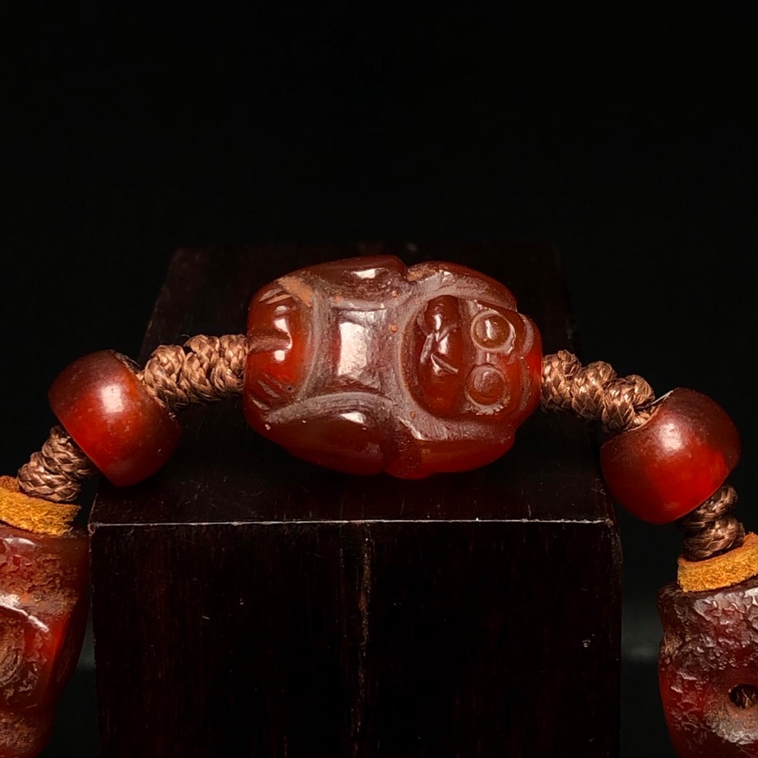 A Precious Agate Bracelets - 6