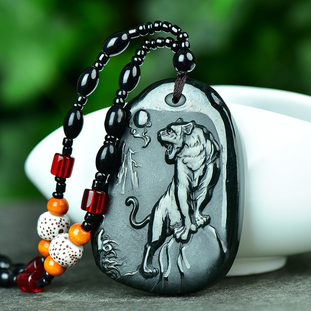 An Exquisite Jasper Tiger Pattern Pendant - 3