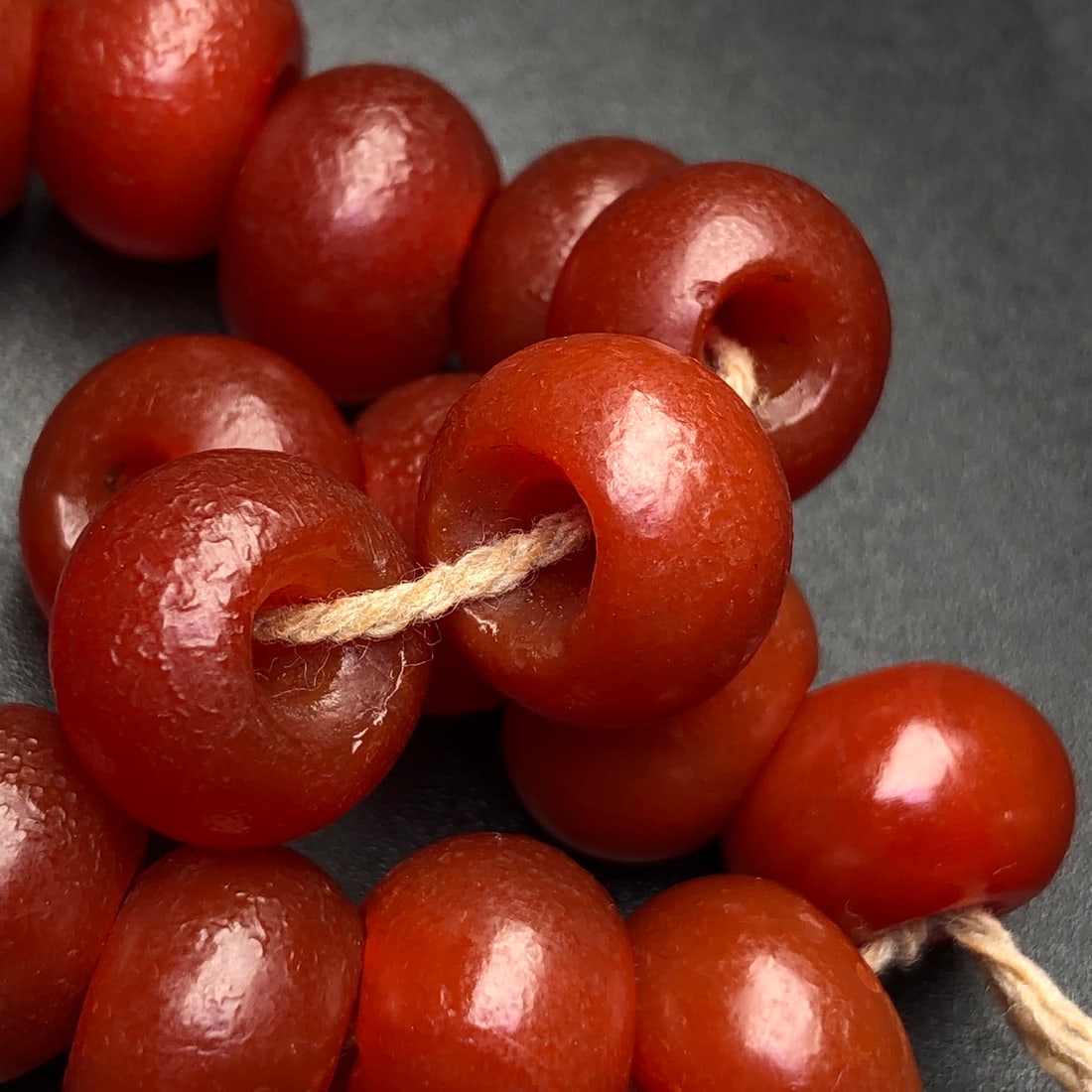 A Precious Agate Bracelets - 9