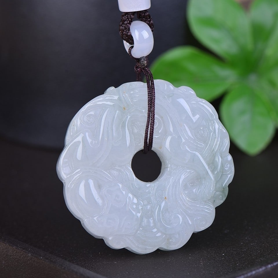 An Exquisite White Jade Dragon Pattern Pendant: An Exquisite White Jade Dragon Pattern Pendant,Size:1.7inx1.7in 白玉龙纹挂件