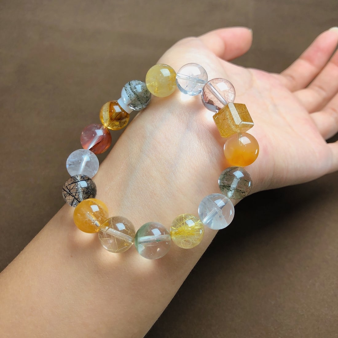 An Exquisite Crystal Bracelets - 3