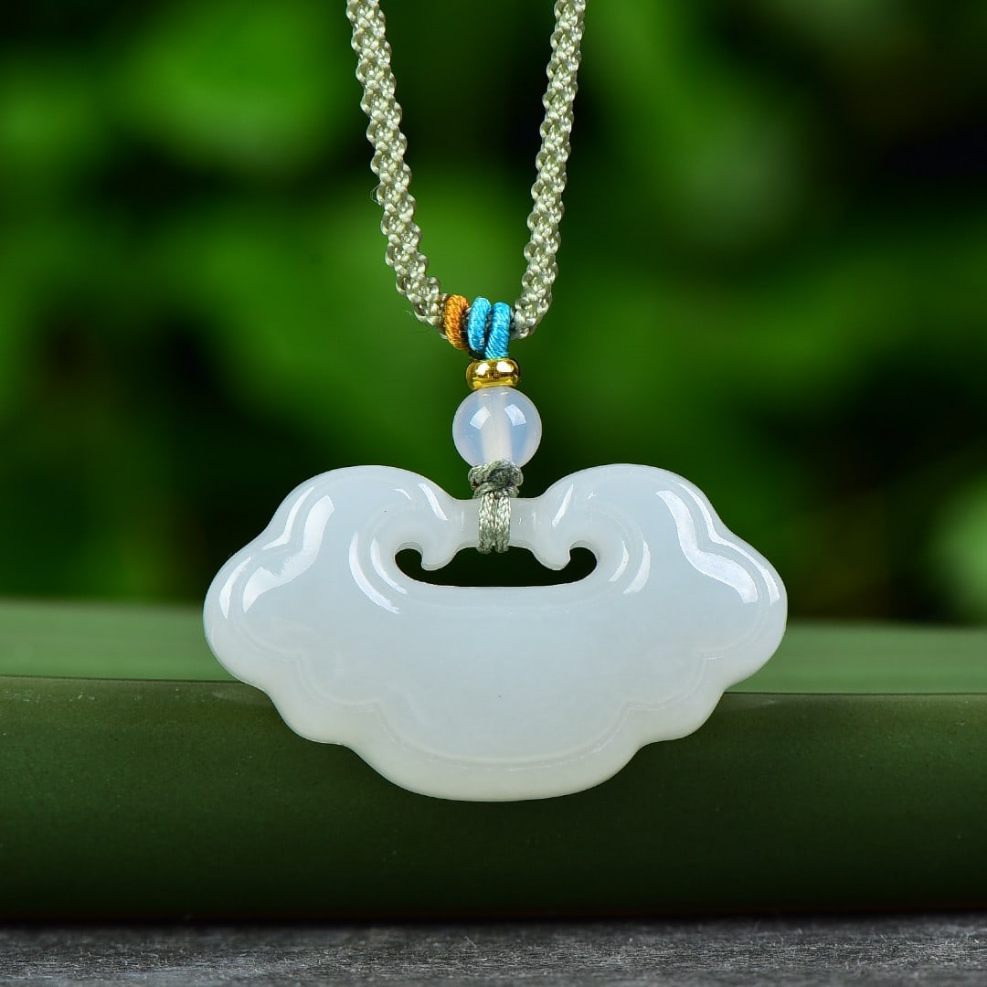 An Exquisite White Jade Pendant: An Exquisite White Jade Pendant,Size:0.9inx1.6in 白玉挂件