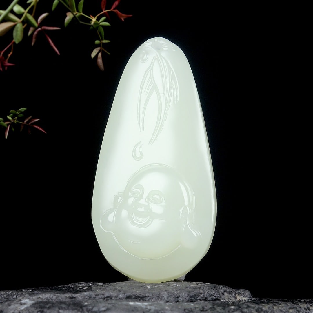 An Exquisite White Jade Statue of Maitreya Buddha Pendant: An Exquisite White Jade Statue of Maitreya Buddha Pendant,Size:1.7inx0.9inx0.3in 白玉弥勒佛像挂件