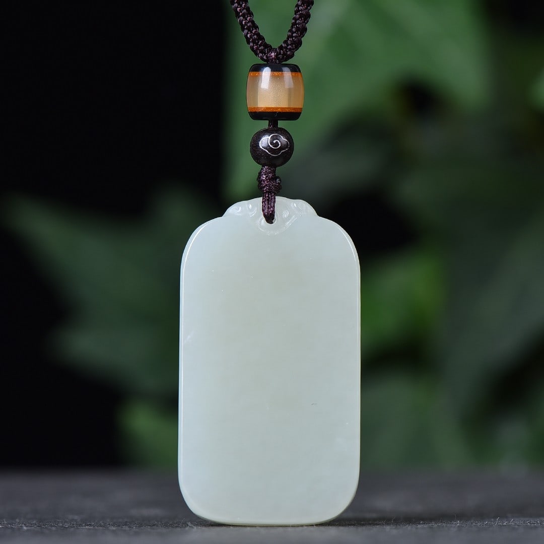 An Exquisite White Jade Pendant: An Exquisite White Jade Pendant,Size:1inx1.8in 白玉挂件