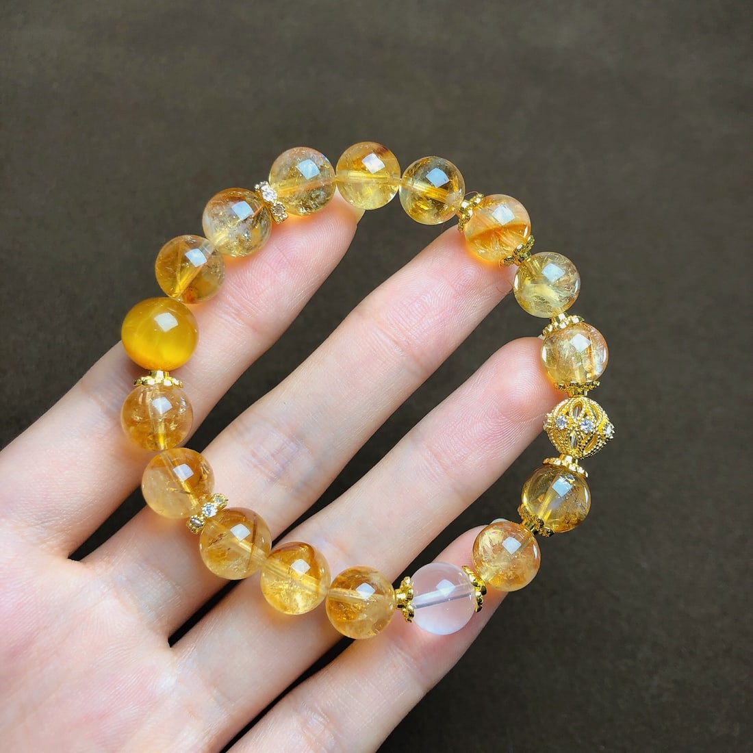 An Exquisite Crystal Bracelets: An Exquisite Crystal Bracelets,Size:0.4in,Weight:25g 水晶手串