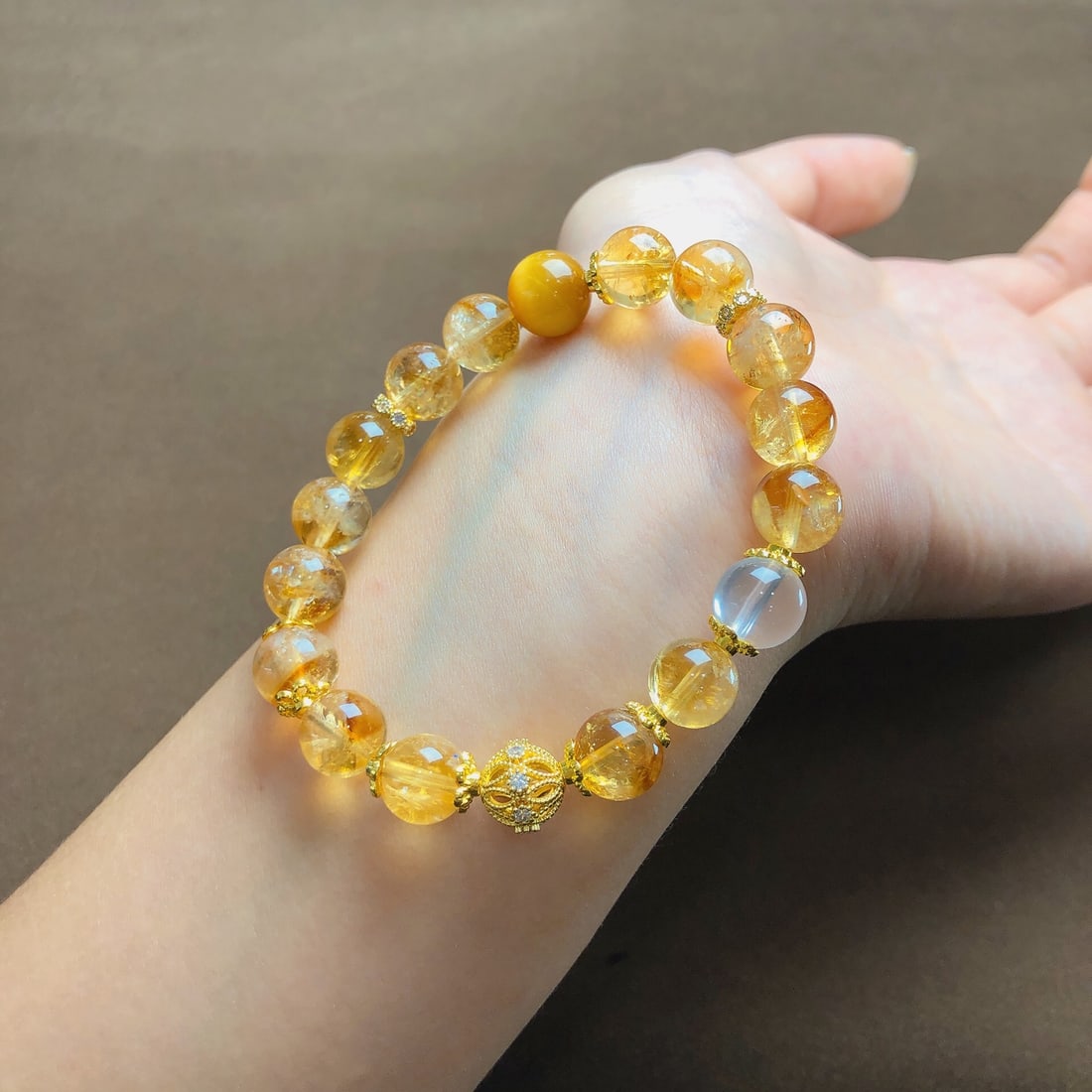 An Exquisite Crystal Bracelets - 3