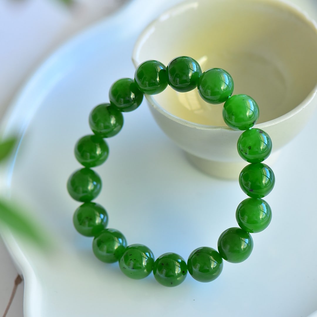 An Exquisite Jasper Bracelets - 2