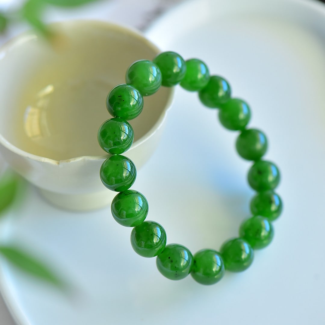 An Exquisite Jasper Bracelets - 3