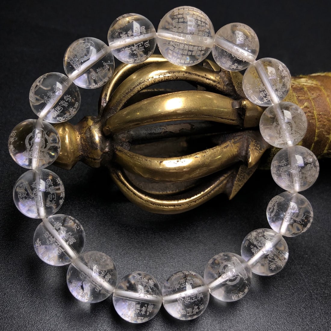 A Precious Crystal Bracelets: A Precious Crystal Bracelets,Size:0.5in,Weight:42.6g 水晶手串