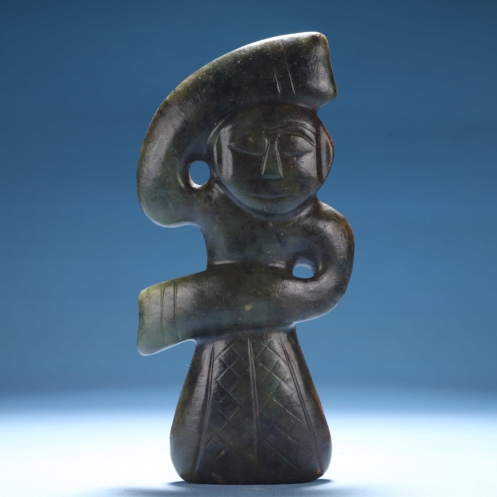 An Archaic Hongshan Culture Greenish Jade Figure Ornament: An Archaic Hongshan Culture Greenish Jade Figure Ornament,Ancient Time,China,Size:3.1inx0.8inx6.3in,Weight:350g 红山文化青白玉人物摆件