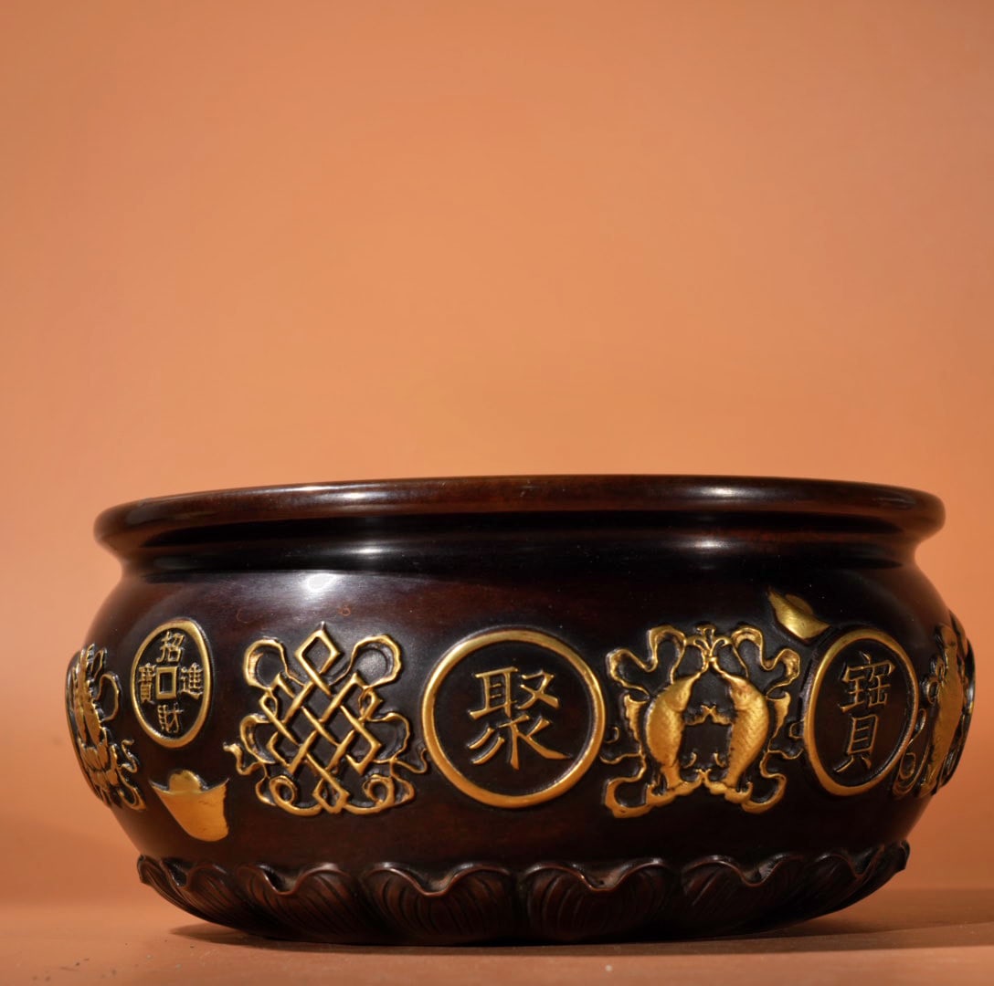 A Exquisite Gilt Bronze Bogu Pattern Basin - 2