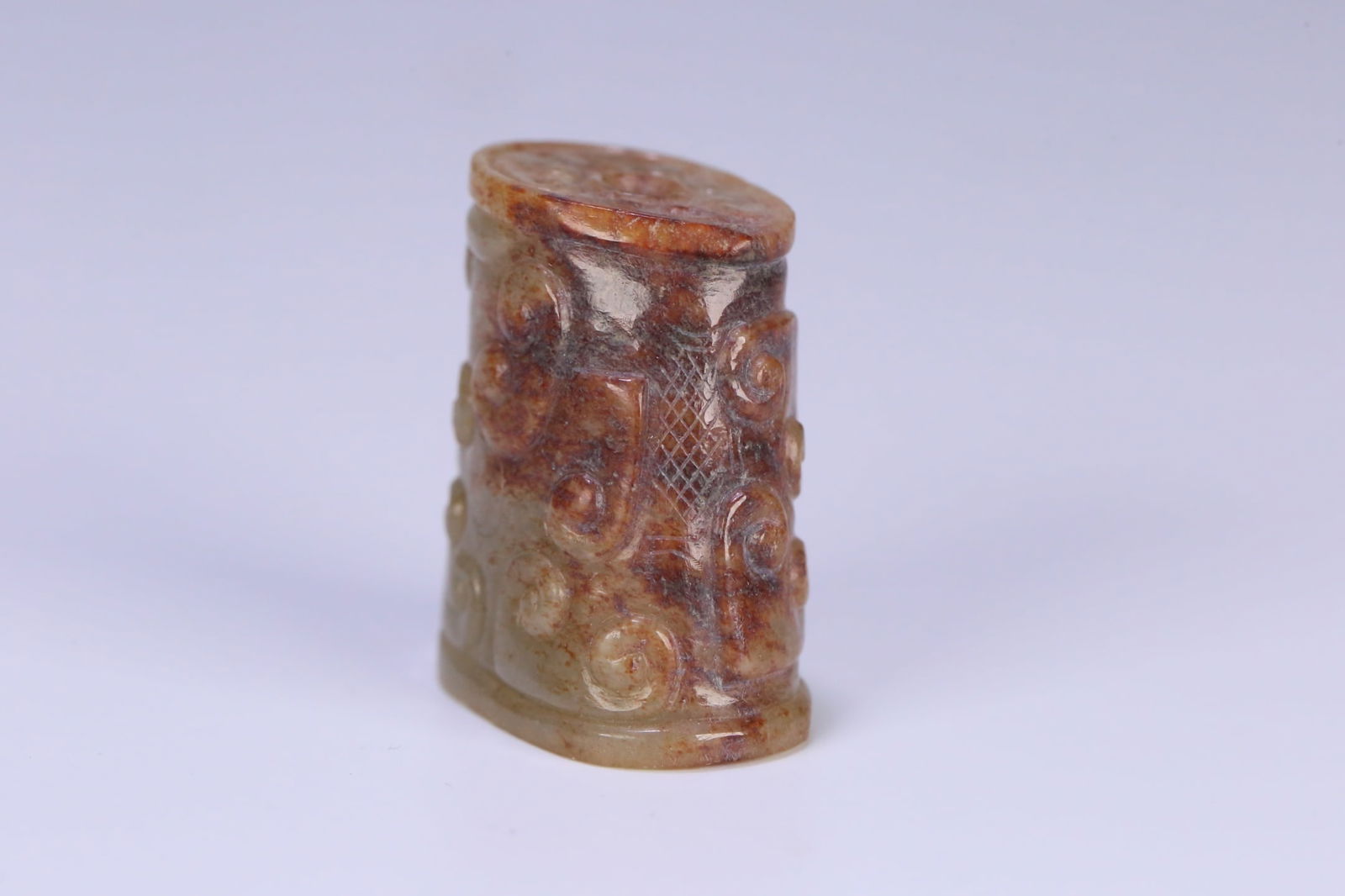 A Exquisite Gaogu Jade Cloud Pattern Ornament - 2