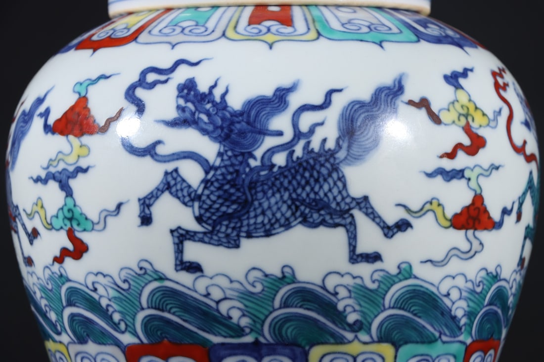 A Exquisite Doucai Auspicious Beast Pattern Jar - 6