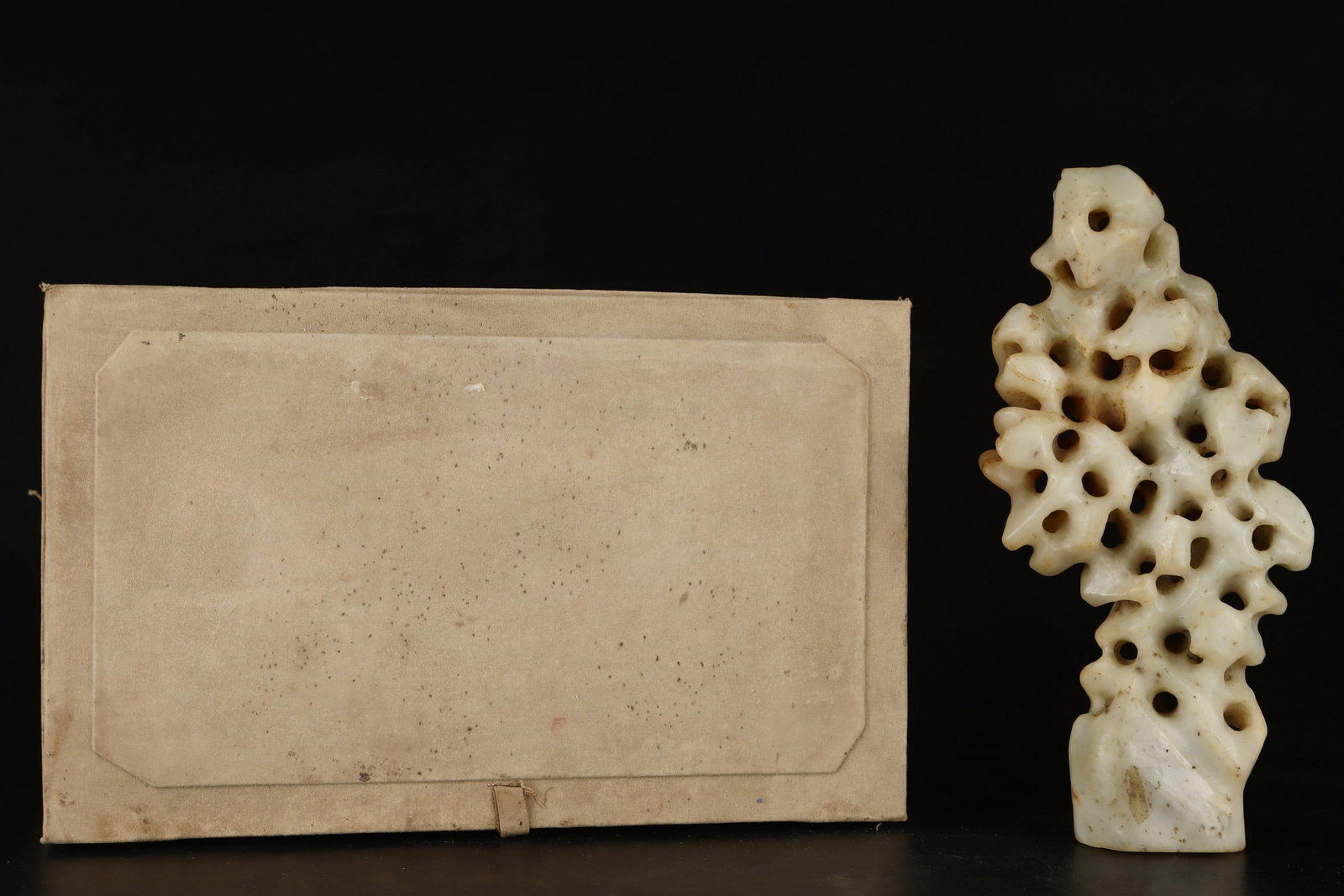 Hetian Jade Landscape Ornament: Hetian Jade Landscape Ornament,Qing Dynasty, China,Yongzheng Four-character Mark,Size:11inx4.3in,Weight:1274g 