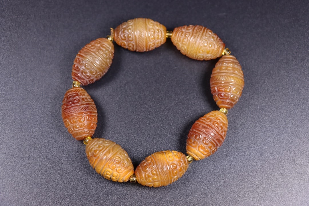 A Exquisite Hotan Jade Bracelets - 3