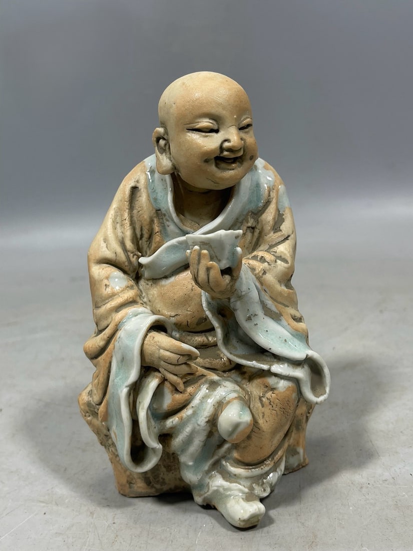 Shi Wan yao Statue of Arhat Ornament: Shi Wan yao Statue of Arhat Ornament,Republic of China,Size:5.9inx3.9in 石湾窑罗汉摆件,民国
