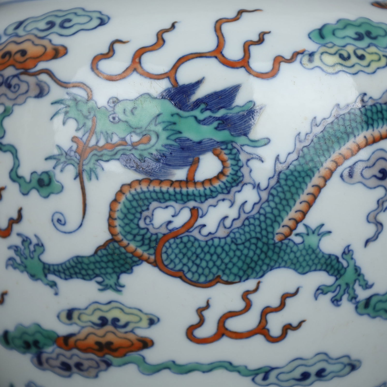 A Exquisite Doucai Dragon Pattern Brush Washer - 7
