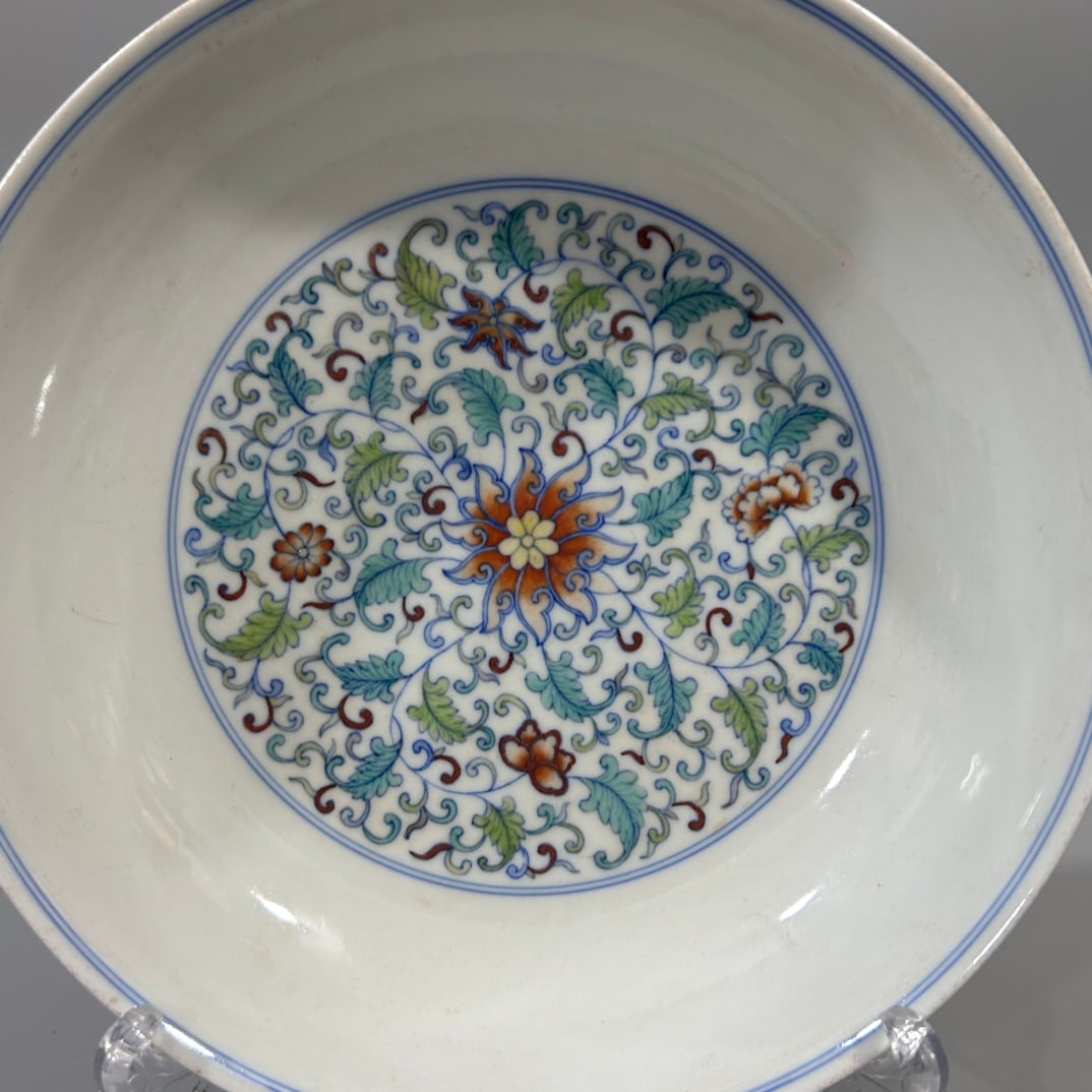 A Exquisite Doucai Lotus Pattern Plate - 2