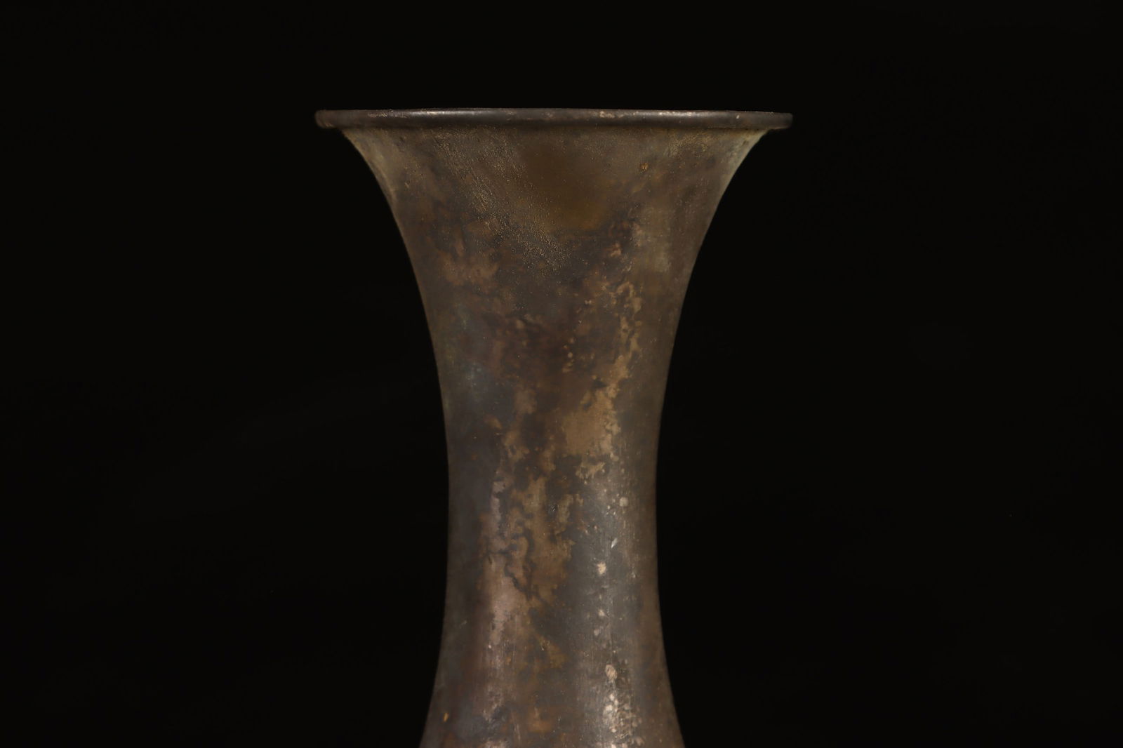 A Exquisite Gilt Silver Flower Pattern Vase - 2